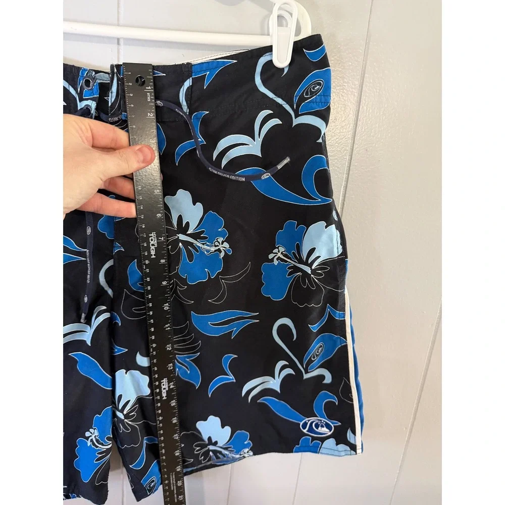 Quiksilver Edition Board Shorts Mens 34 Black Blue Tropical Hibiscus Floral Surf